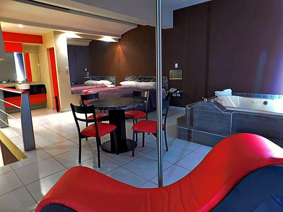 Motel California Norte Chihuahua Buitenkant foto